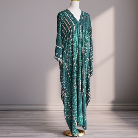 0118/ Hand Tie-Dye Rayon Caftan: Bohemian Maxi Dress, Resort Wear - Picture 12 of 15